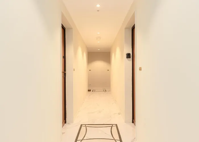 Volta Center, Porta Nuova